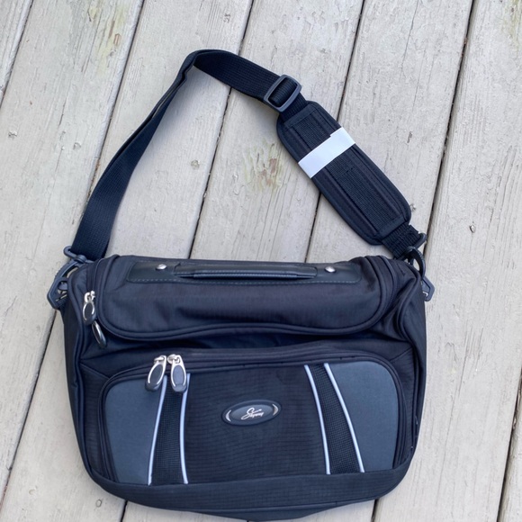 Skyway Handbags - NEW Skyway - Black nylon overnight bag, Size: 25”W x 11”H x 7”D
